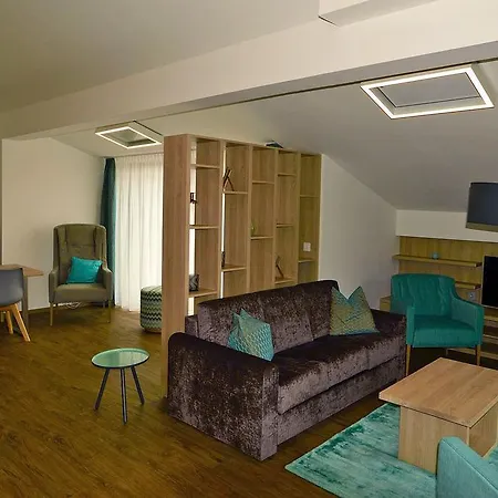 Of Me Faaker Villach